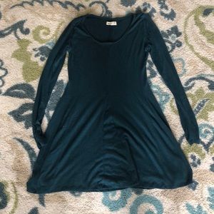 Long sleeve green dress